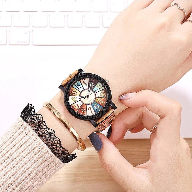 Vintage Leather Women's Watch – Casual Quartz Wristwatch | GlowEaseShop